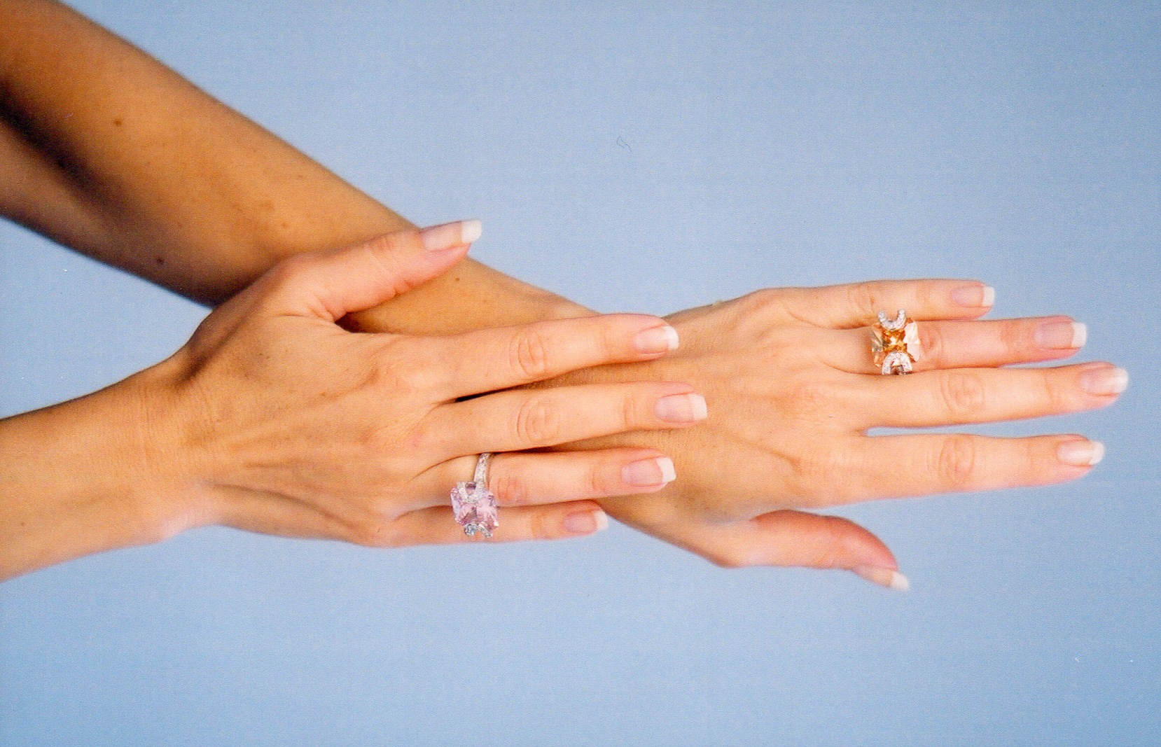 Hunter Phoenix_Hands4