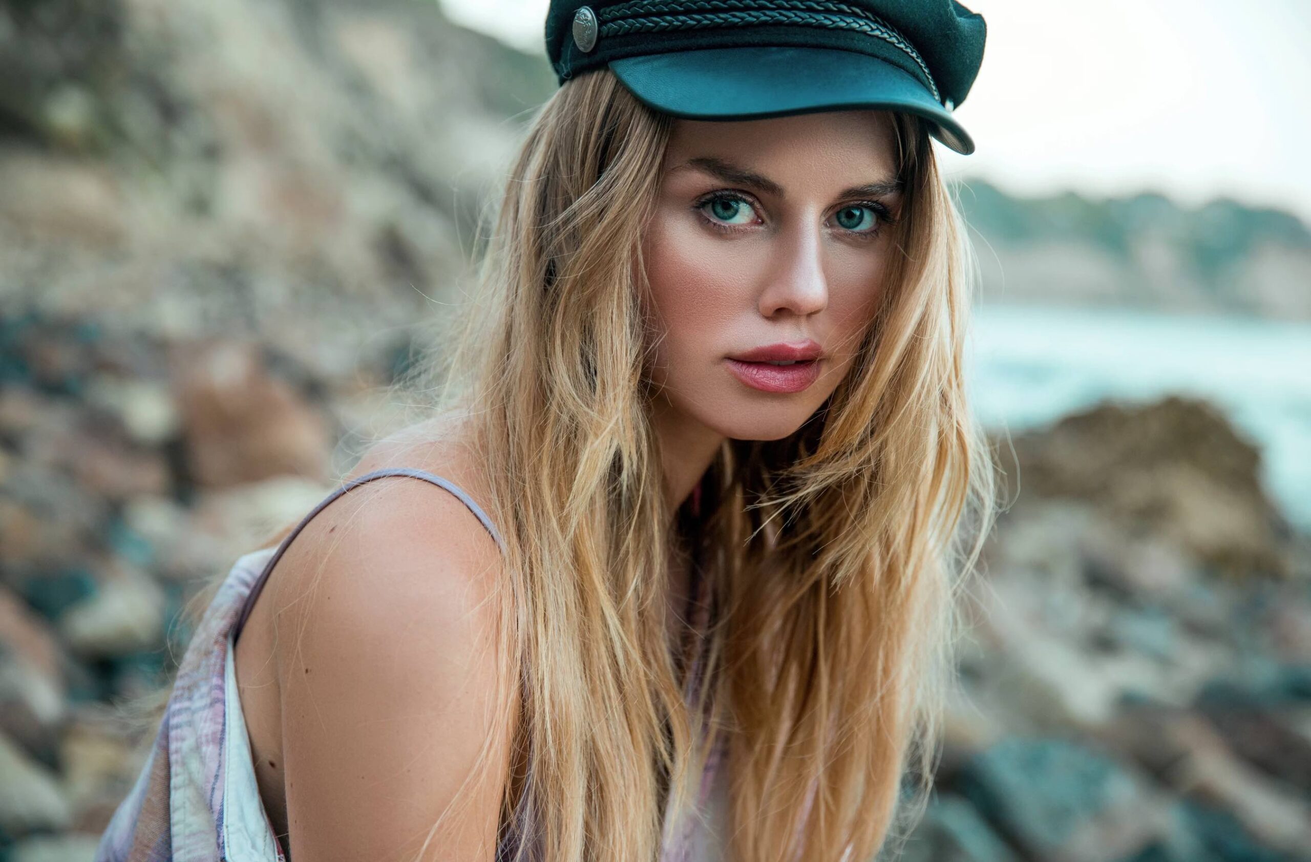 Alexandra Flores70