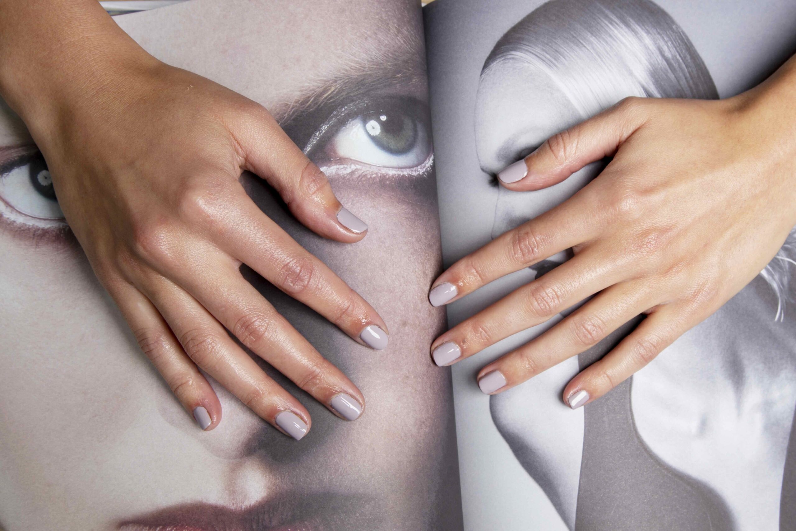 Yamile L_CloseupModels_Manos4